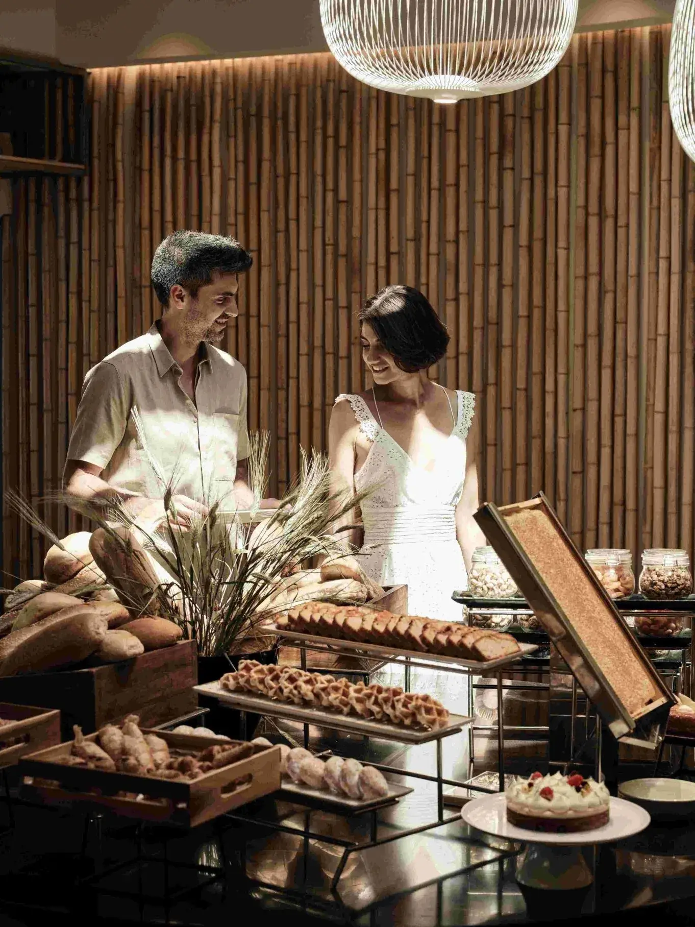 Book with breakfast, Dine for free